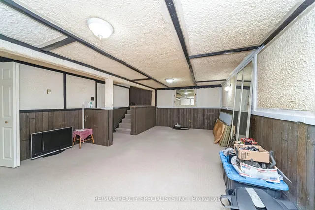Additional image 43 of 30 Hardcastle Crt