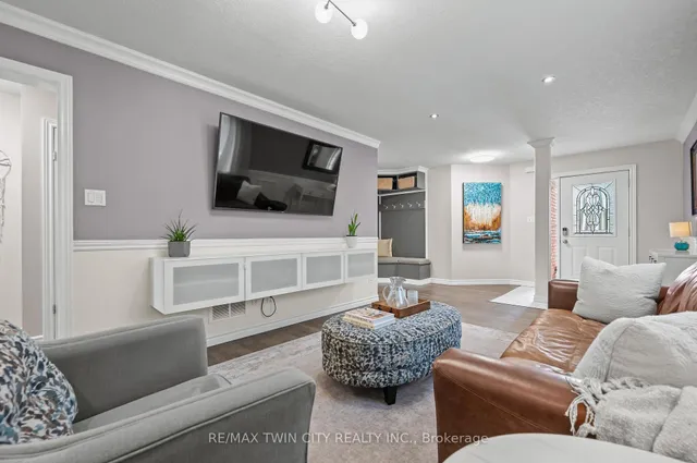 Additional image 11 of 68 Steepleridge St