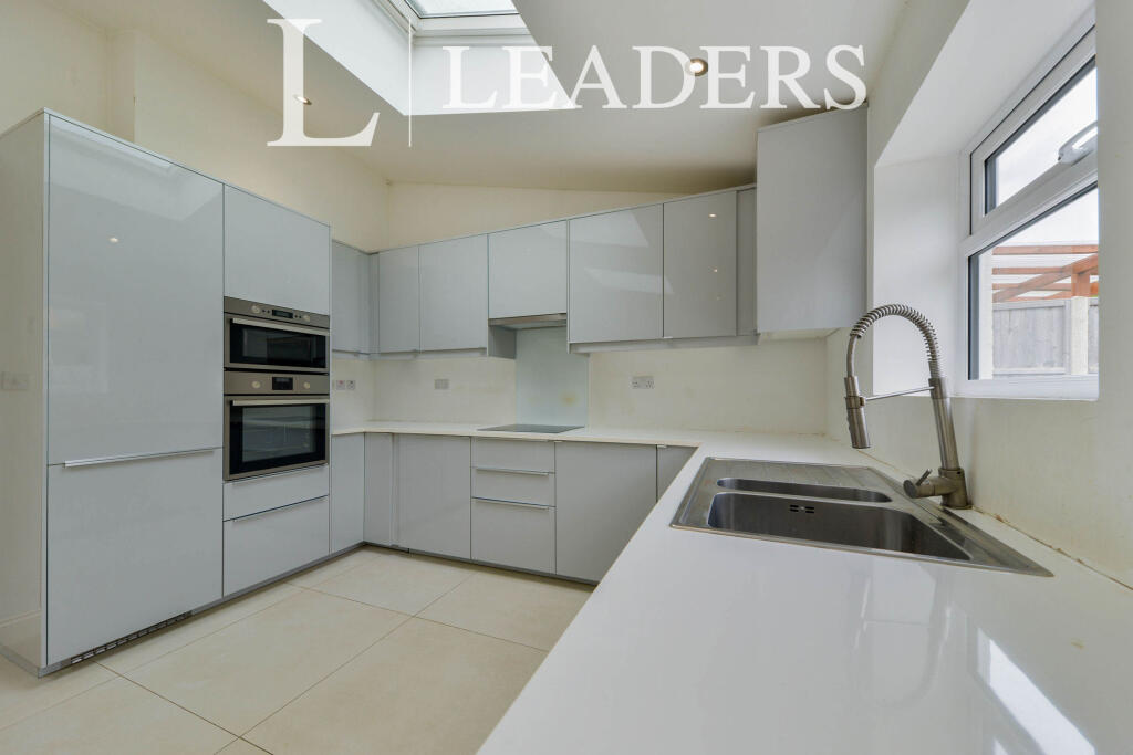 Additional image 5 of Kings Road