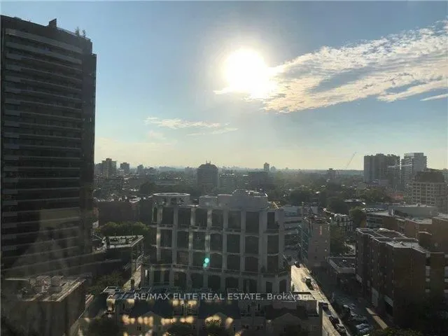 Additional image 16 of 914 Yonge St Unit 1212