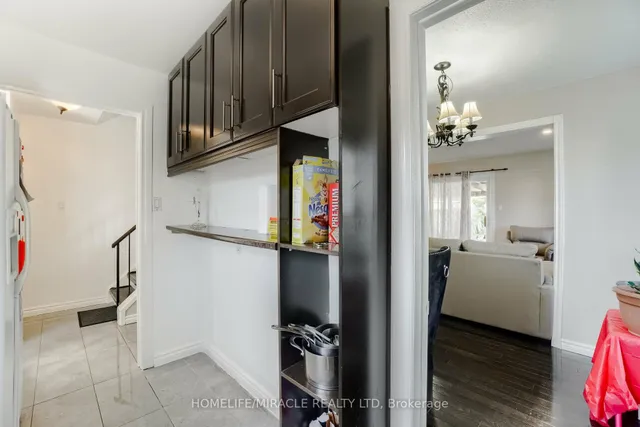 Additional image 10 of 34 Greenbush Cres