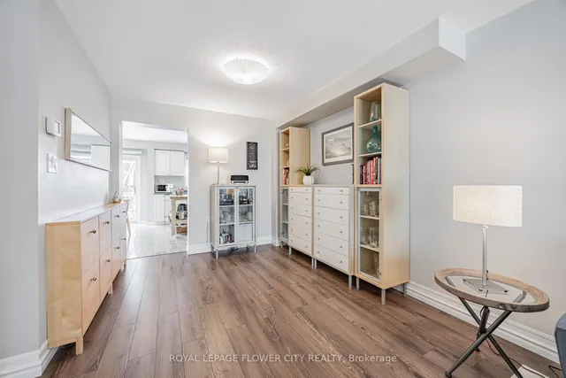 Additional image 10 of 120 Railroad St Unit 40