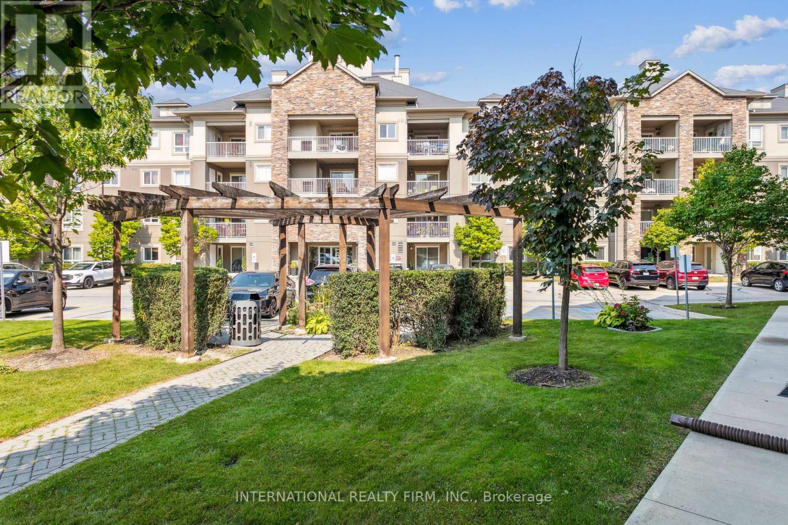 2113 - 6 DAYSPRING CIRCLE|Brampton (Goreway Drive Corridor), Ontario L6P2Z6