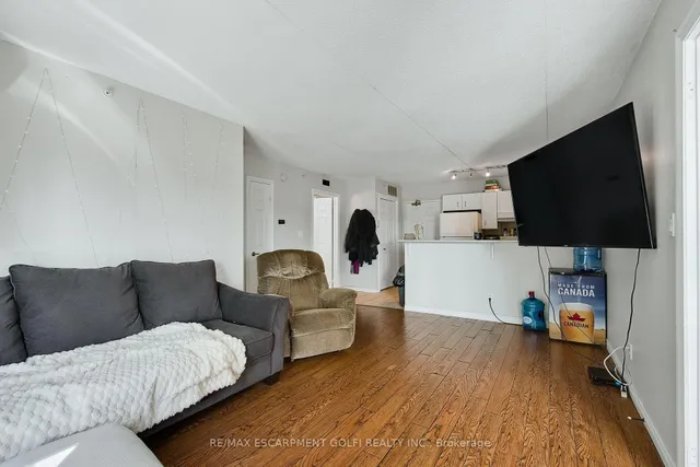 Additional image 12 of 1451 Walker's Line Unit 313