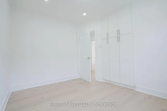 Additional image 23 of 1355 Pharmacy Ave