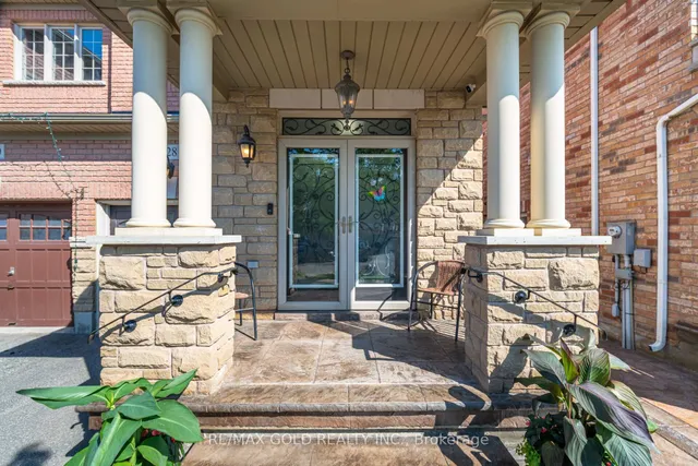 Additional image 3 of 28 Versailles Cres