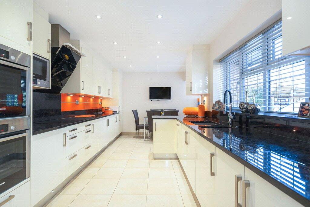 Additional image 6 of Ferndene, Bricket Wood, St. Albans, Hertfordshire, AL2