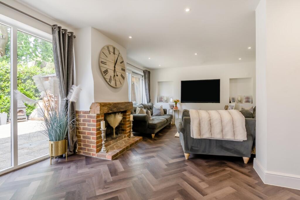 Additional image 44 of Radlett Road, Frogmore, St. Albans, Hertfordshire