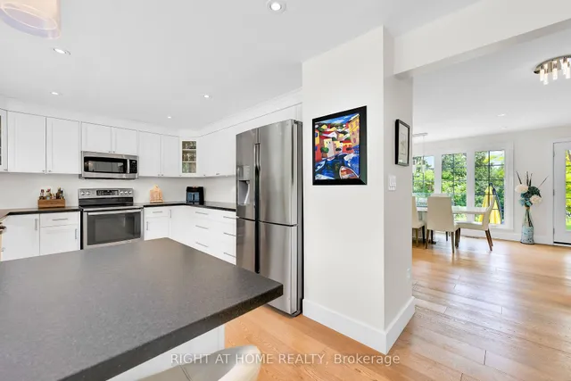 Additional image 5 of 140 Wellington St