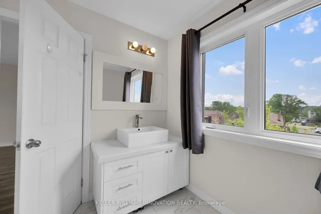 Additional image 3 of 164 Heiman St Unit 3