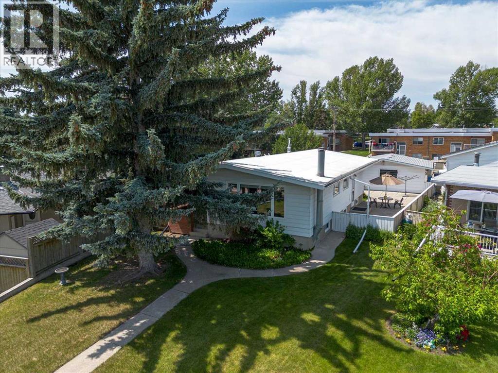 4507 Namaka Crescent NW|Calgary, Alberta T2K2H5