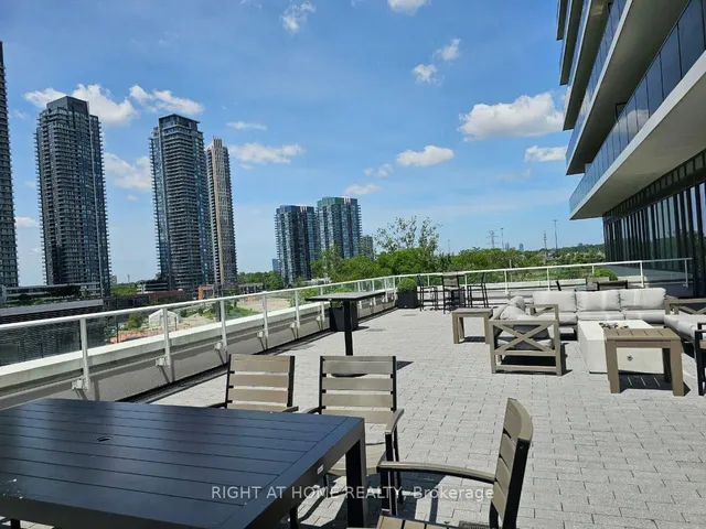 房产图片 50 - 70 Annie Craig Dr 单元 2703