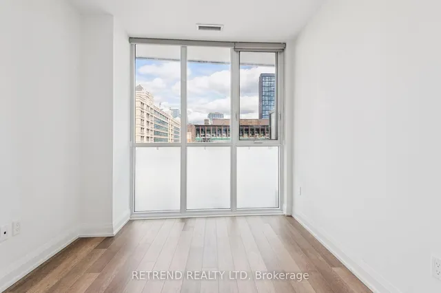 Additional image 16 of 77 Mutual St Unit 908