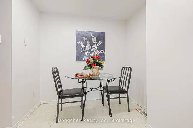 Additional image 23 of 94 Mossbrook Cres