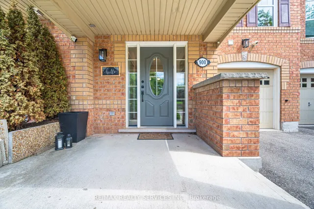 Additional image 5 of 900 Brassard Circ