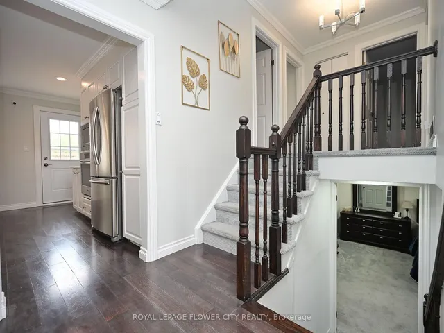 Additional image 8 of 2 Aintree Cres