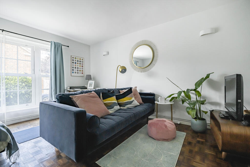 Additional image 7 of Park Close, Hatfield, AL9