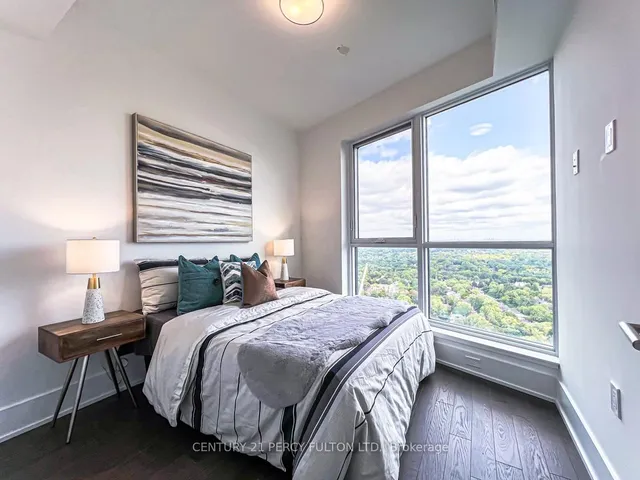 Additional image 10 of 585 Bloor St Unit 3415