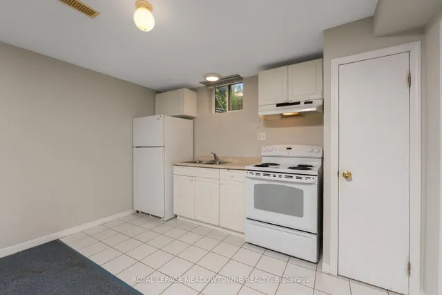 Additional image 26 of 34 Metzak Dr