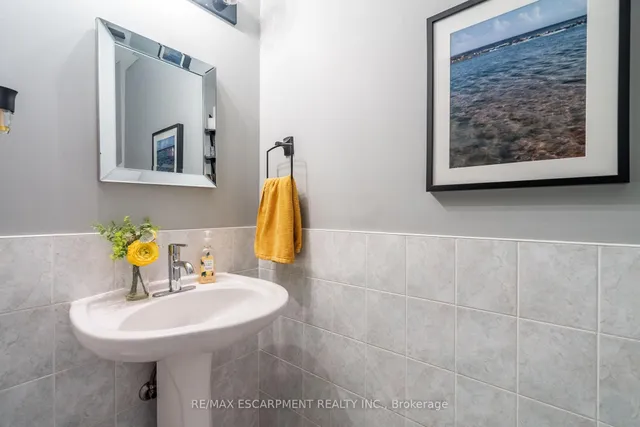 Additional image 17 of 565 Rymal Rd Unit 6