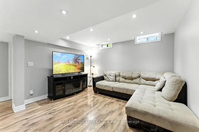 Additional image 27 of 1062 Cooper Ave