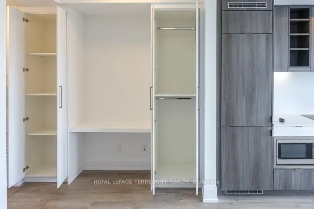 Additional image 2 of 101 Erskine Ave Unit 1006