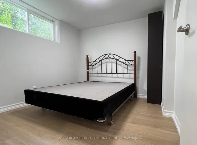 Additional image 33 of 223 Lynedock Cres