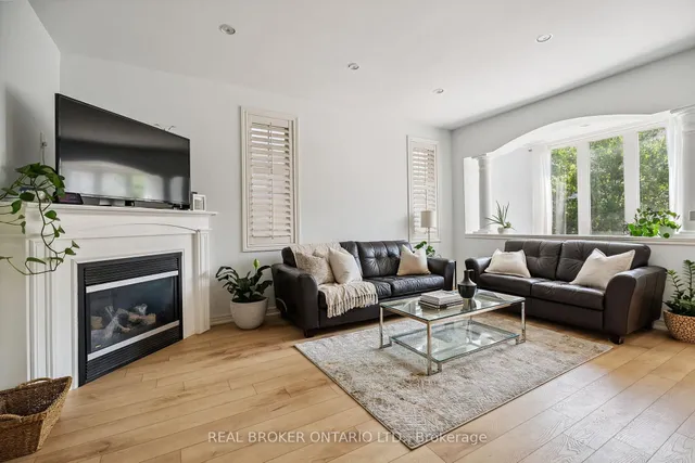 Additional image 11 of 5350 Haldimand Cres