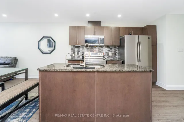 Additional image 13 of 504 WOODLEA Crt