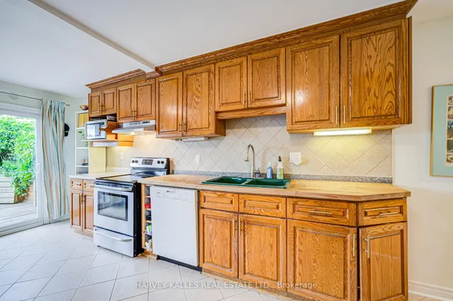 Additional image 28 of 408 Silverthorn Ave