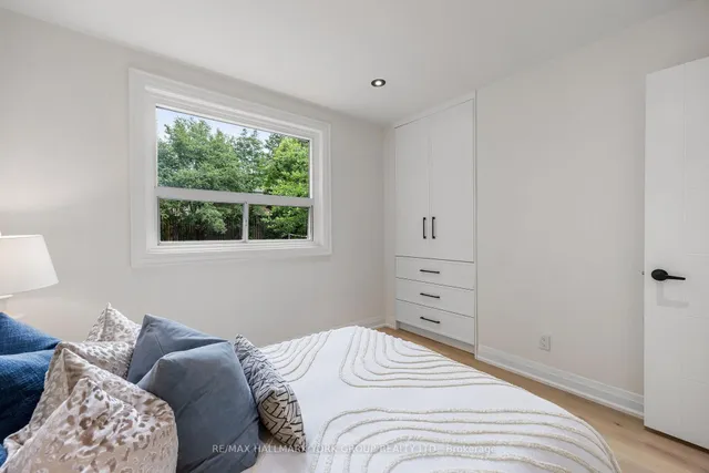 Additional image 14 of 16 Florida Cres