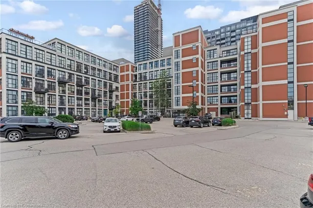 Additional image 2 of 410 King St Unit 413