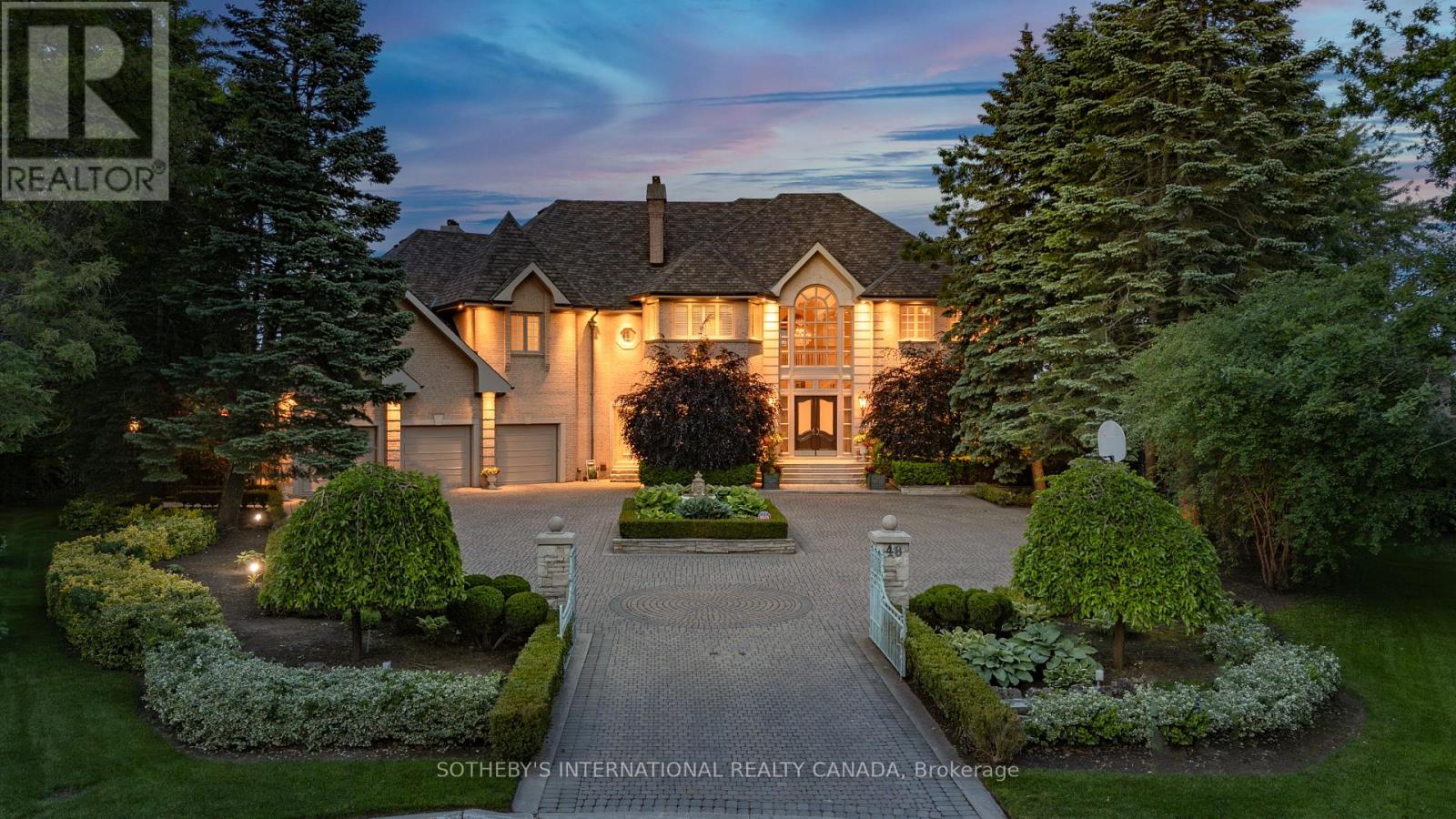 Property image for 48 OLD PARK LANE|Richmond Hill (Bayview Hill), Ontario L4B2L3