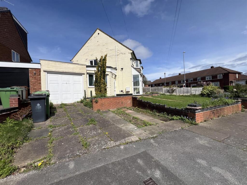 Additional image 30 of Gainsborough Crescent, Great Barr, Birmingham