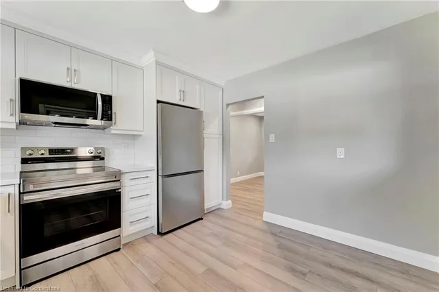 Additional image 15 of 153 Carwood Ave