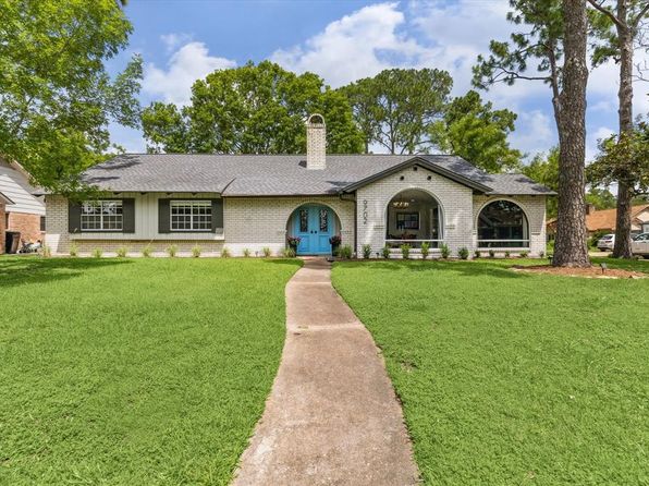9702 Moorberry Ln, Houston, TX 77080