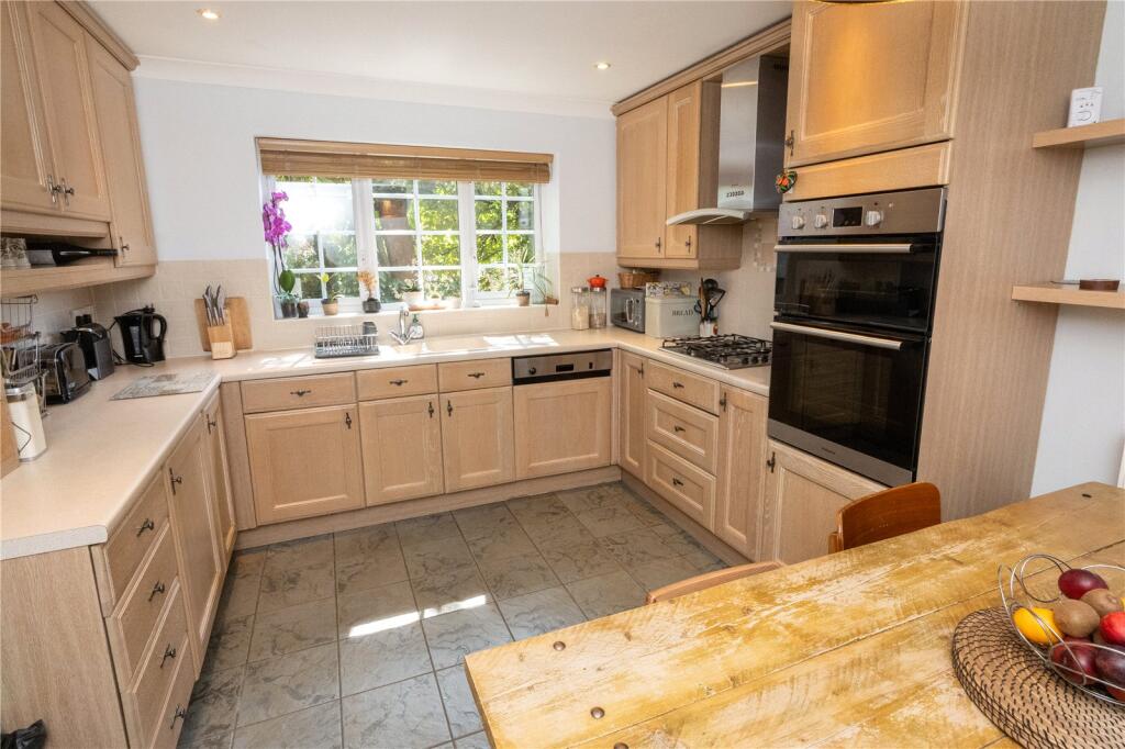 Additional image 37 of Grove Avenue, Moseley, Birmingham, B13