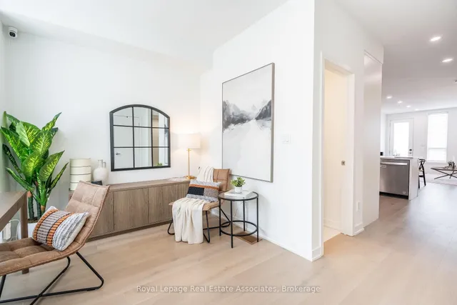 Additional image 3 of 120 Green Gardens Blvd