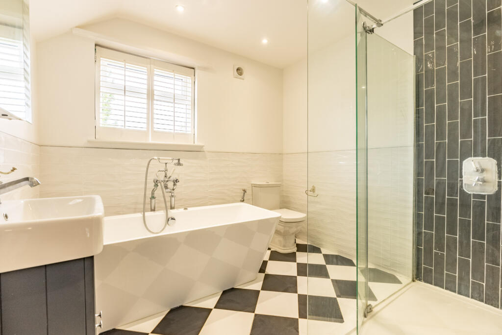 Additional image 23 of Sandpit Lane, St. Albans, Hertfordshire, AL4