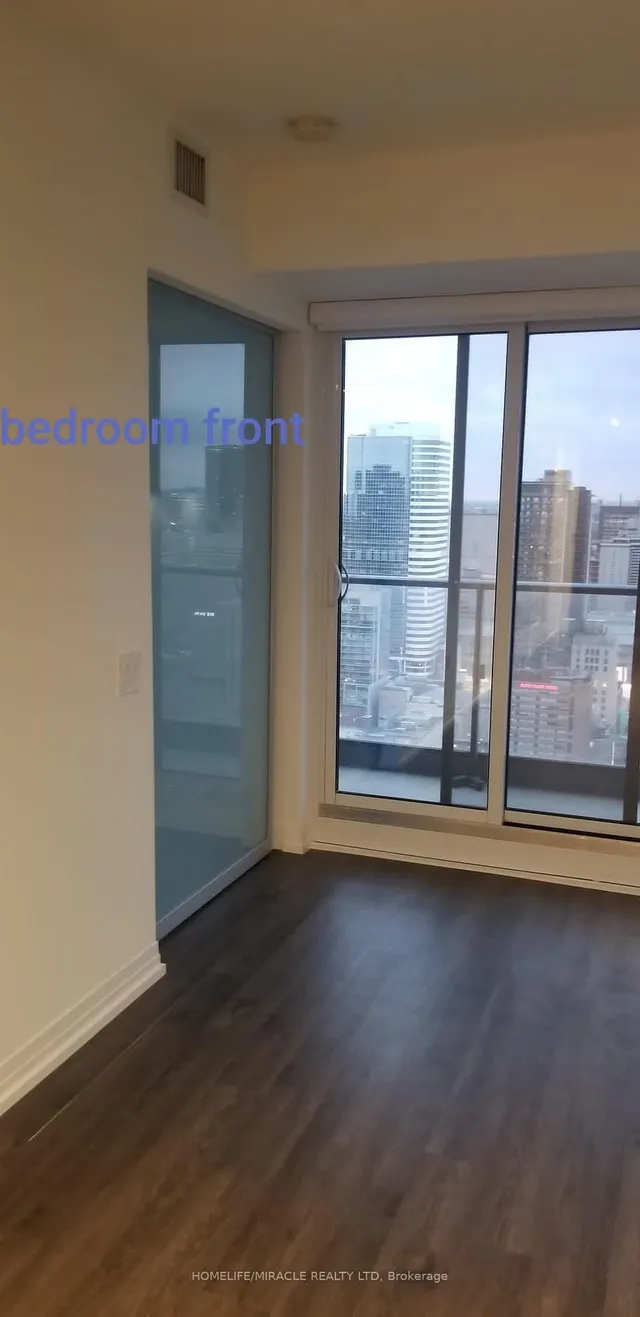 房产图片 5 - 多伦多贾维斯街251号Unit 3906