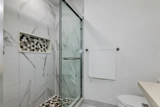 Additional image 24 of 52 Baylawn Dr