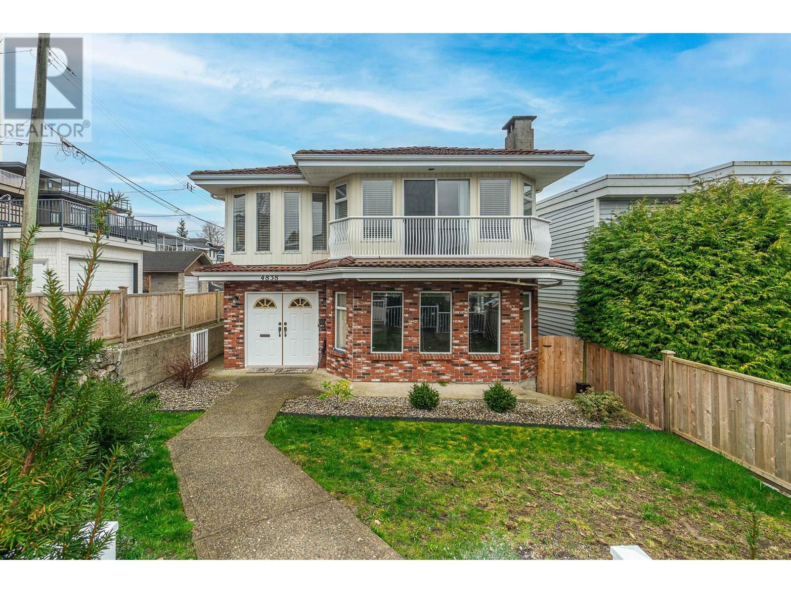 4838 ALBERT STREET|Burnaby, British Columbia V5C2H3