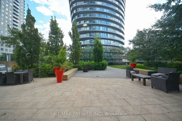 Additional image 32 of 50 Absolute Ave Unit 2903