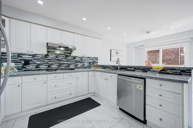 Additional image 12 of 62 Four Seasons Circ