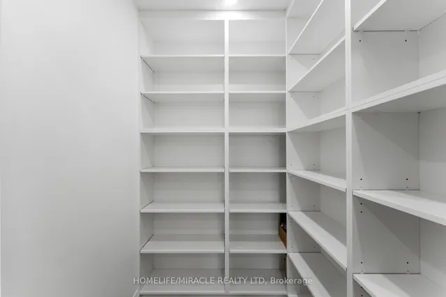 Additional image 37 of 18 Knightsbridge Rd Unit 2605