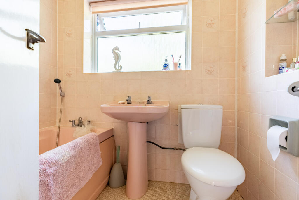 Additional image 13 of Common Lane, Harpenden, Hertfordshire, AL5