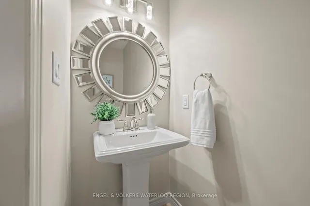 Additional image 20 of 199 St Leger St