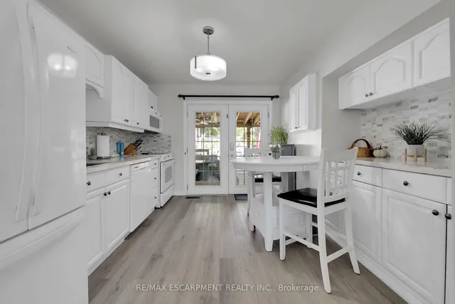 Additional image 11 of 88 Julian Ave