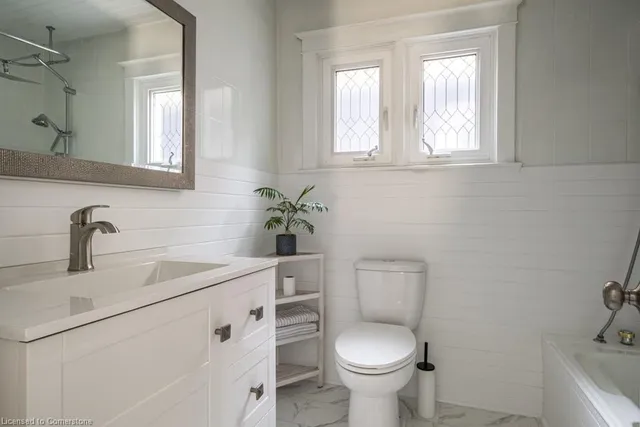 Additional image 29 of 39 Maplewood Ave