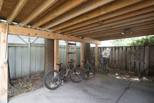 Additional image 31 of 756 Coxwell Ave